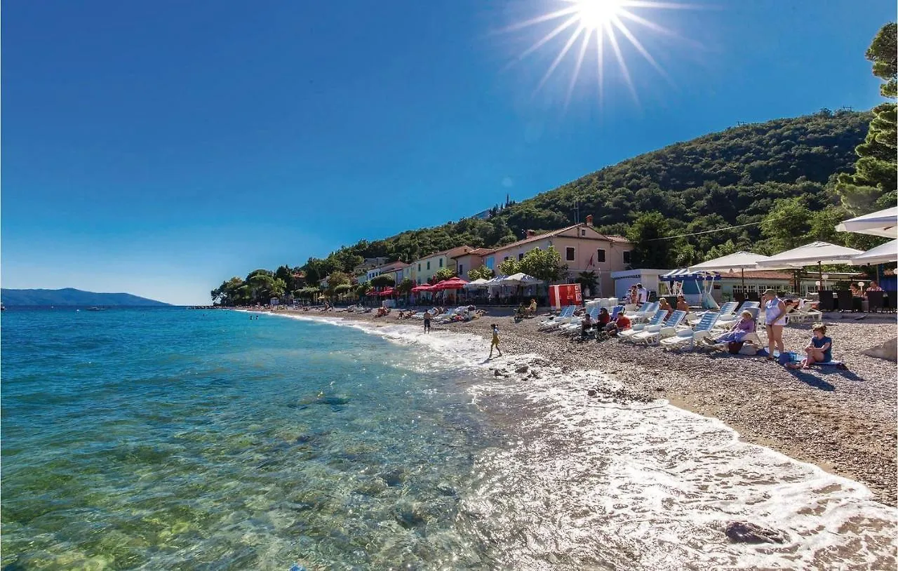 2 Bedroom Cozy Apartment In Mošćenička Draga