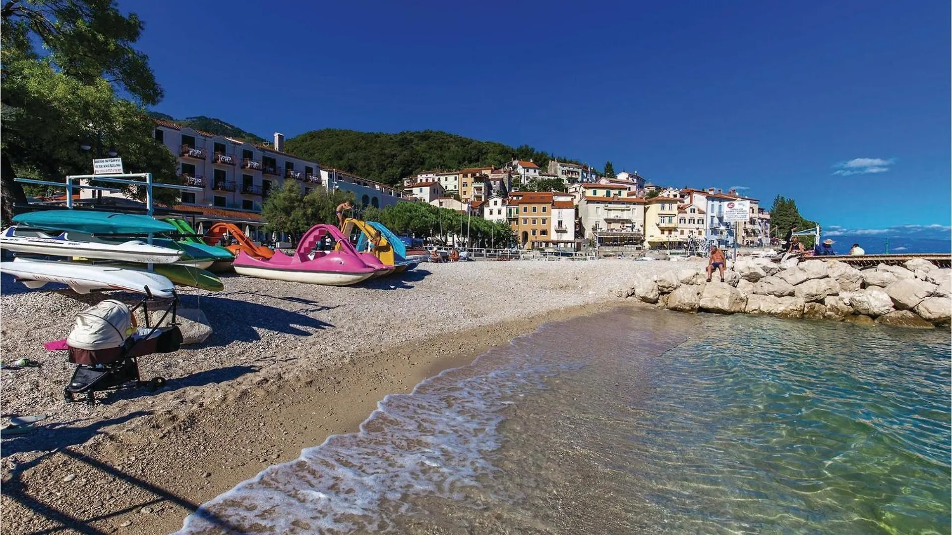 2 Bedroom Cozy Apartment In Mošćenička Draga