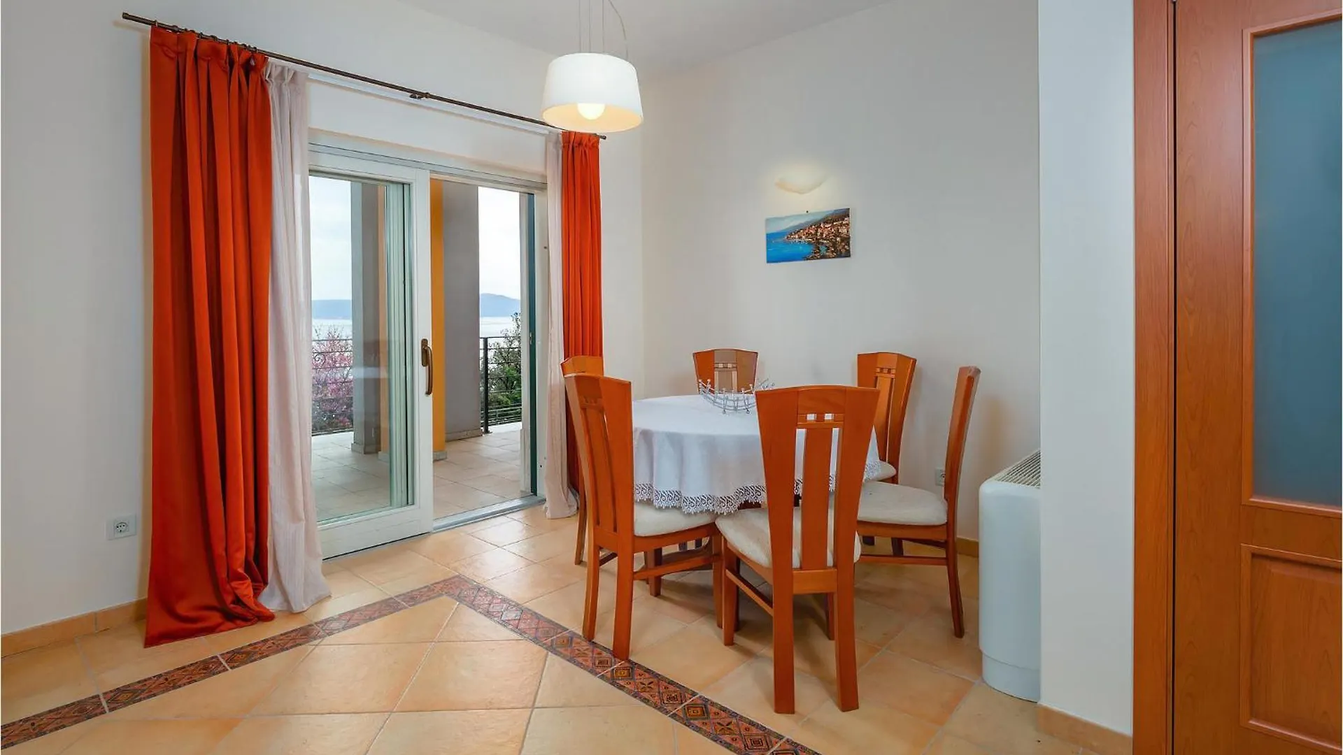 2 Bedroom Cozy Apartment In Moscenicka Draga Croatia